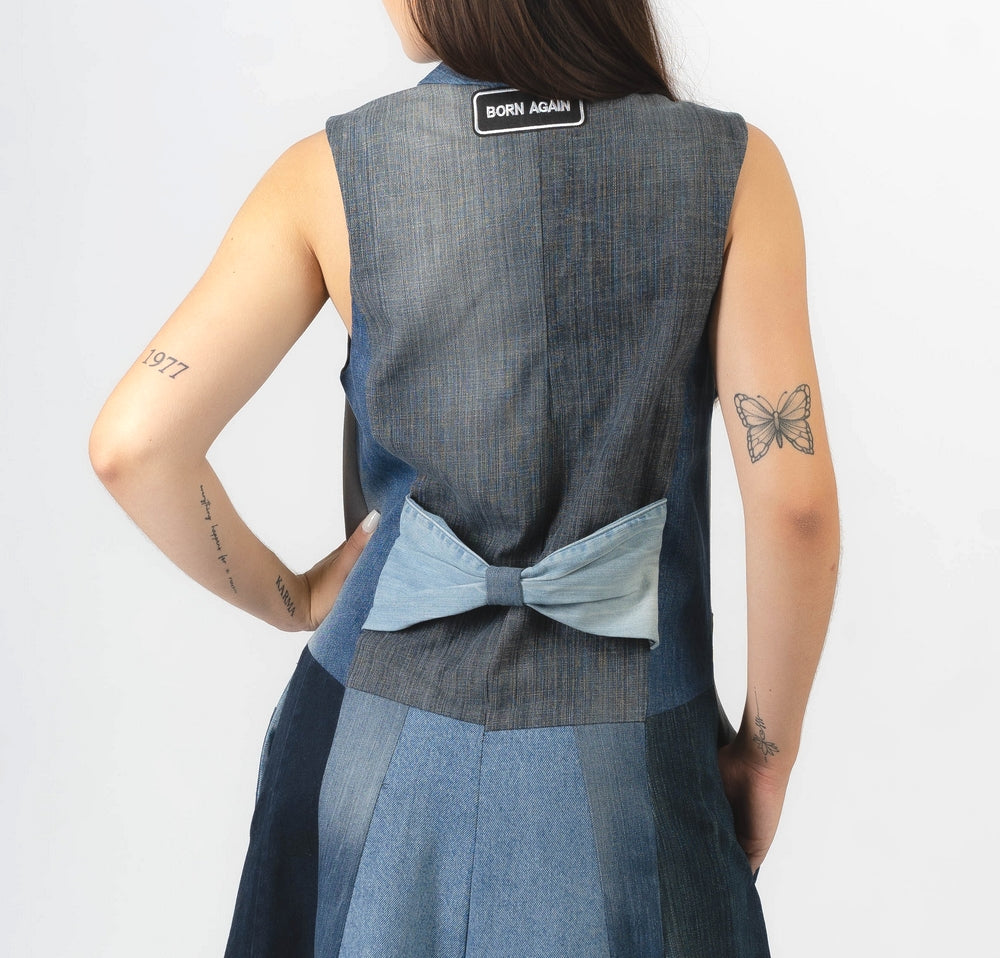 Robe longue garozange en jean recyclé. Vêtement éco-responsable upcyclée en France. Pièce unique personnalisable.